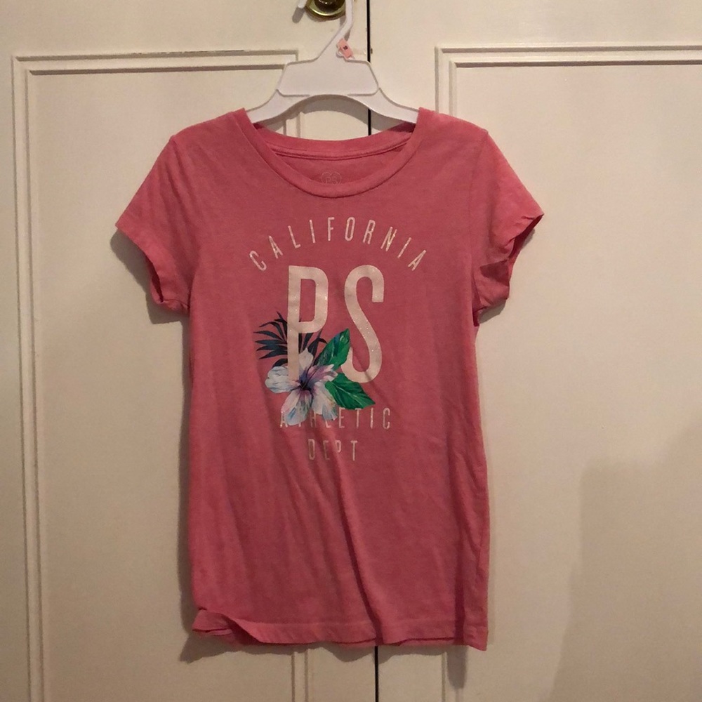 Pink short sleeve tee